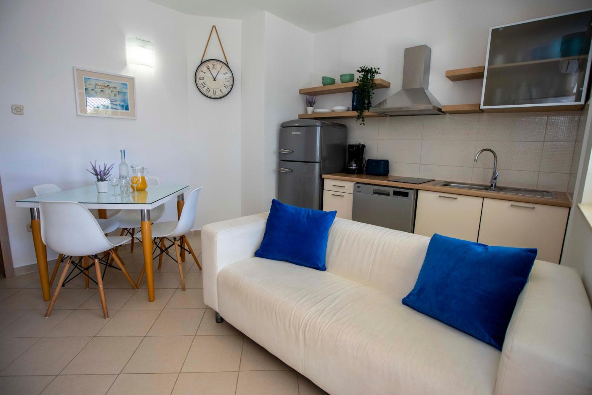 Apartment Laura Трогір Екстер'єр фото