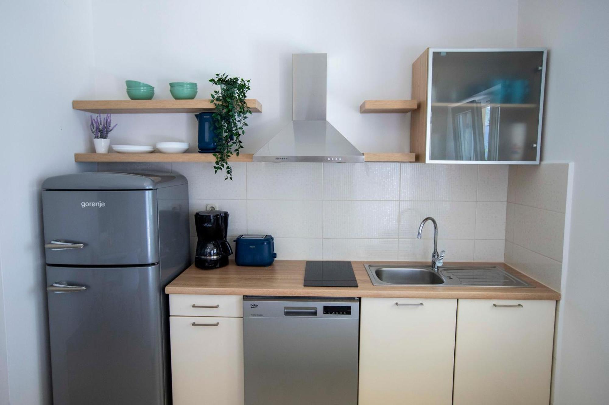 Apartment Laura Трогір Екстер'єр фото